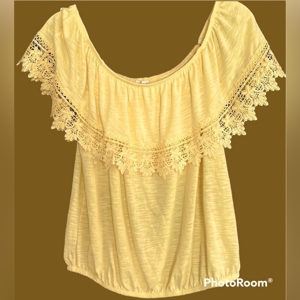 PAPER+LACE Dandelion Yellow Lace Detail Top, Size Large, EUC.
